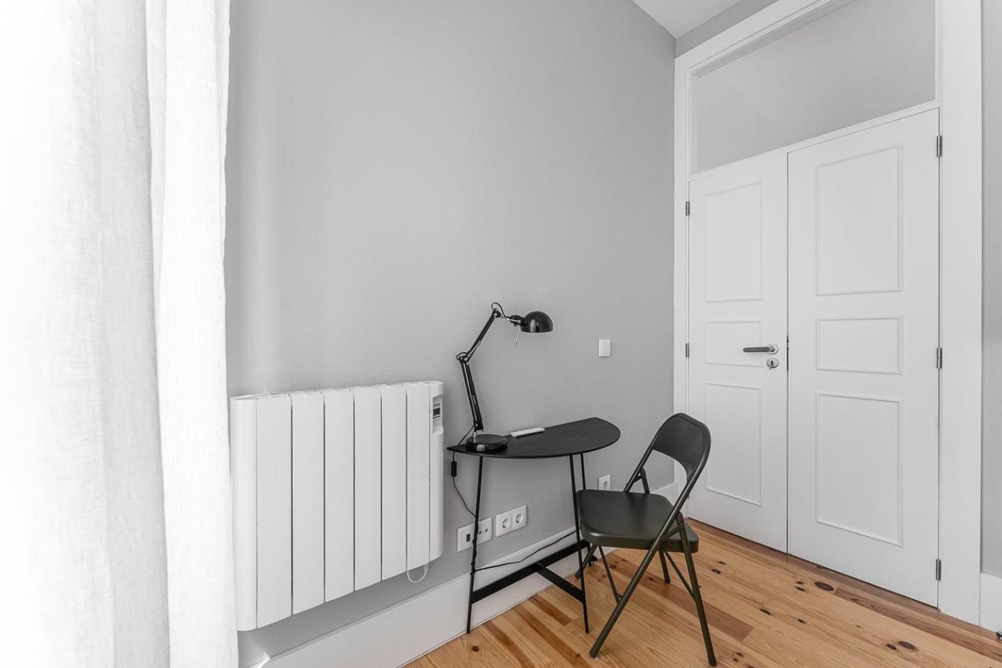 Guestready - Colorful Apt Near Agosto Station Porto Exterior photo